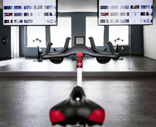 12 Digital Signage Content Ideas for Gyms