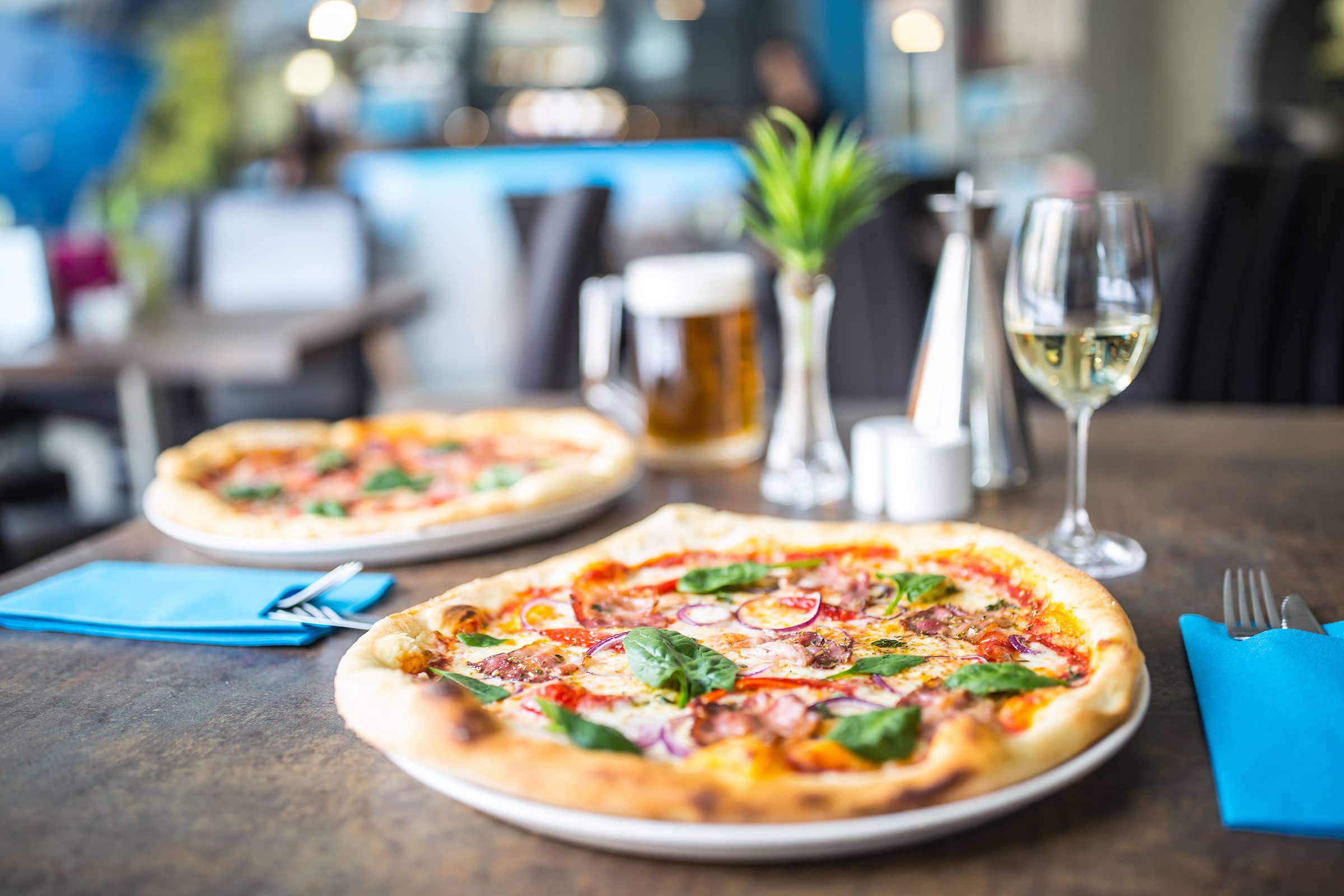 What Music Should You Play in a Pizza Restaurant?